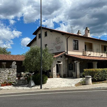 Gran Osteria Tre Noci Hotel ซิสเตียนา ภายนอก รูปภาพ