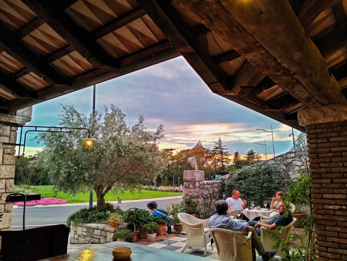 Gran Osteria Tre Noci Hotel ซิสเตียนา ภายนอก รูปภาพ