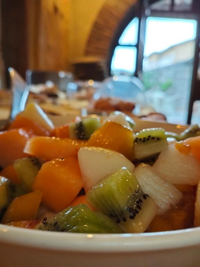 Gran Osteria Tre Noci Hotel ซิสเตียนา ภายนอก รูปภาพ