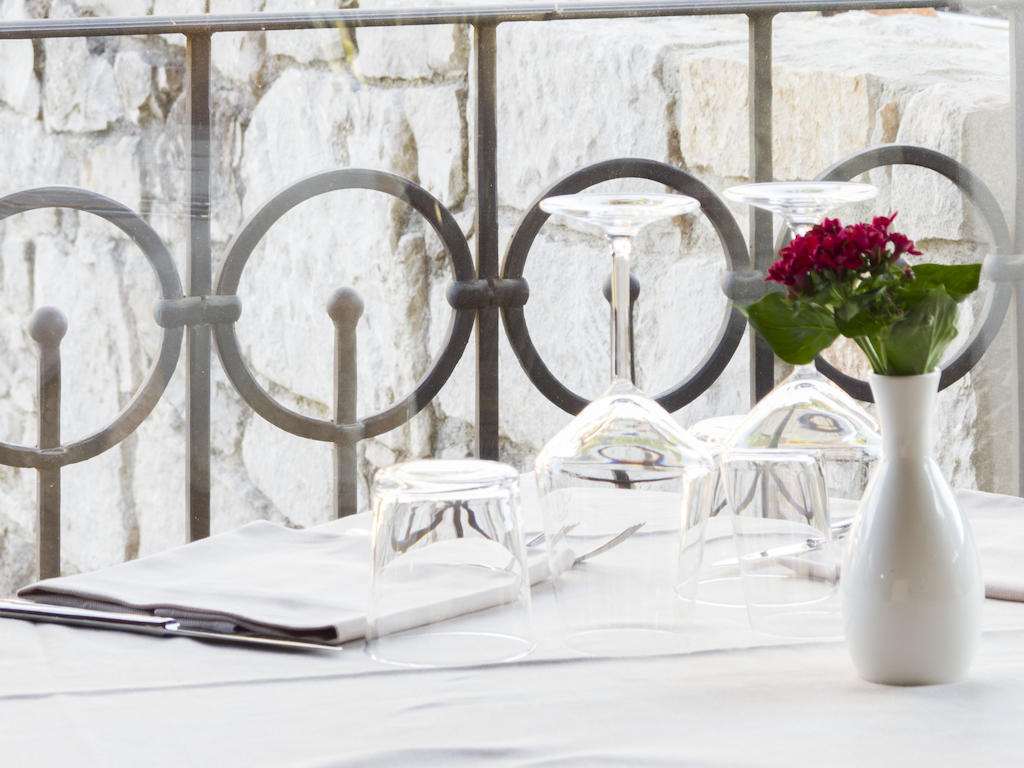 Gran Osteria Tre Noci Hotel ซิสเตียนา ภายนอก รูปภาพ